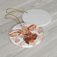 Load image into Gallery viewer, Vizsla Christmas ornament circle