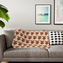 Load image into Gallery viewer, Vizsla Pattern Sherpa Blanket | Cozy Beige V Print Throw
